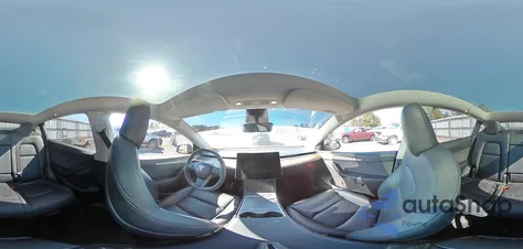 2023 Tesla Model Y z USA, uszkodzony, nr VIN 7SAYGAEE0PF706991